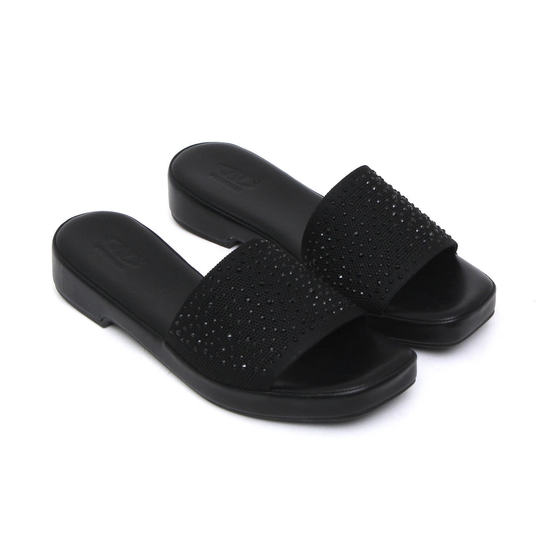 WOMEN SLIPPER