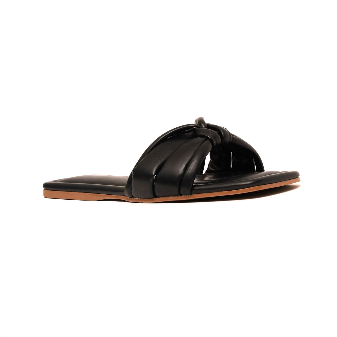 WOMEN SLIPPER