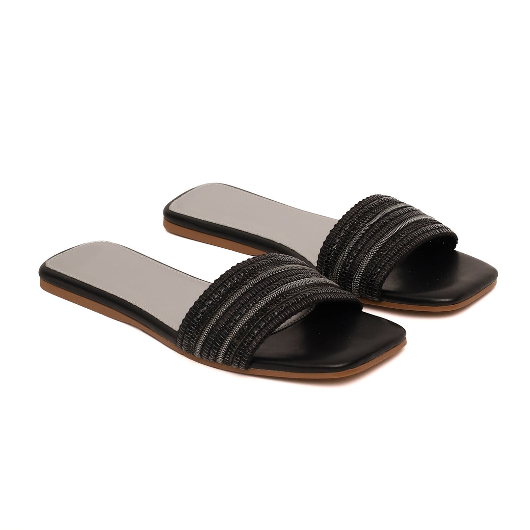WOMEN SLIPPER