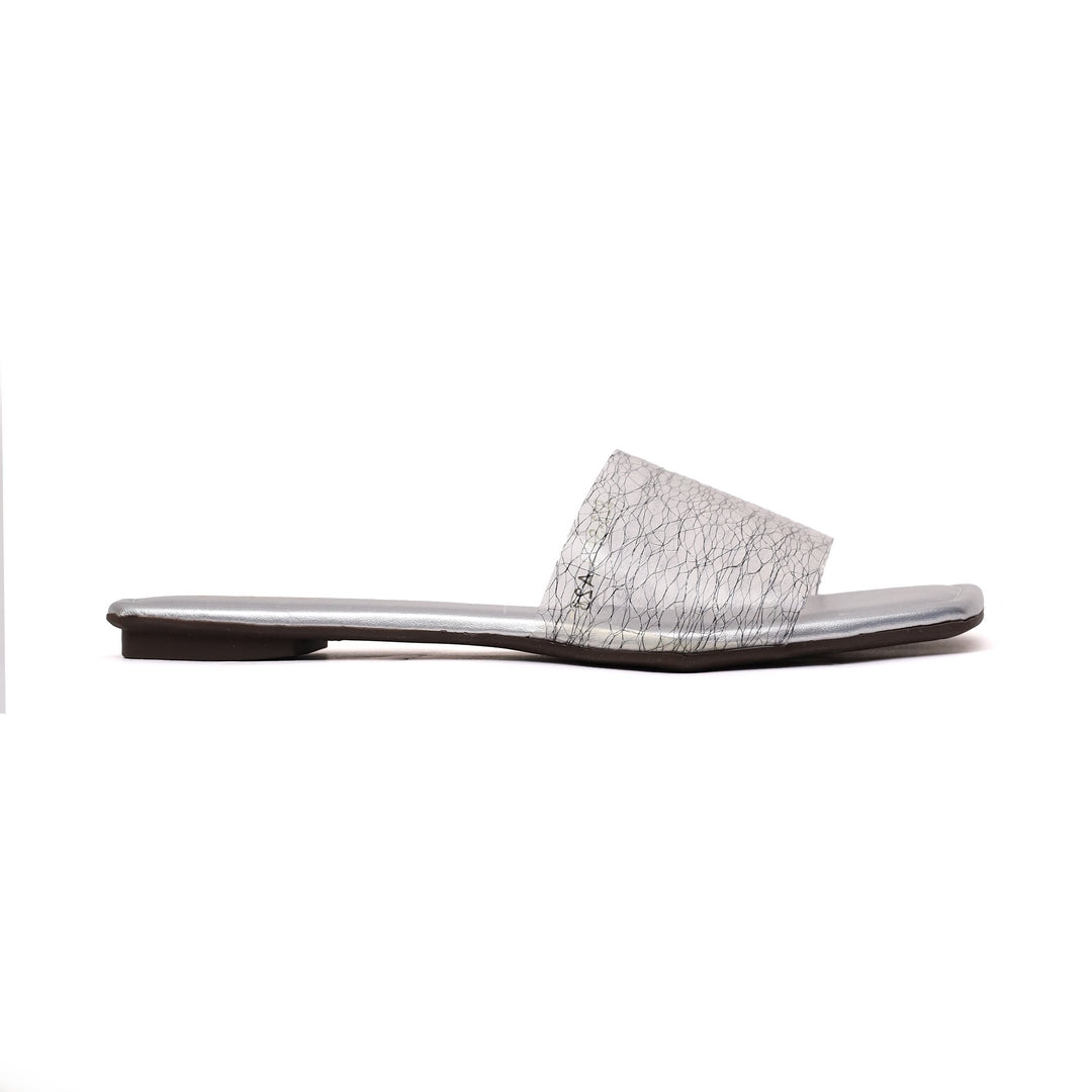 WOMEN SLIPPER