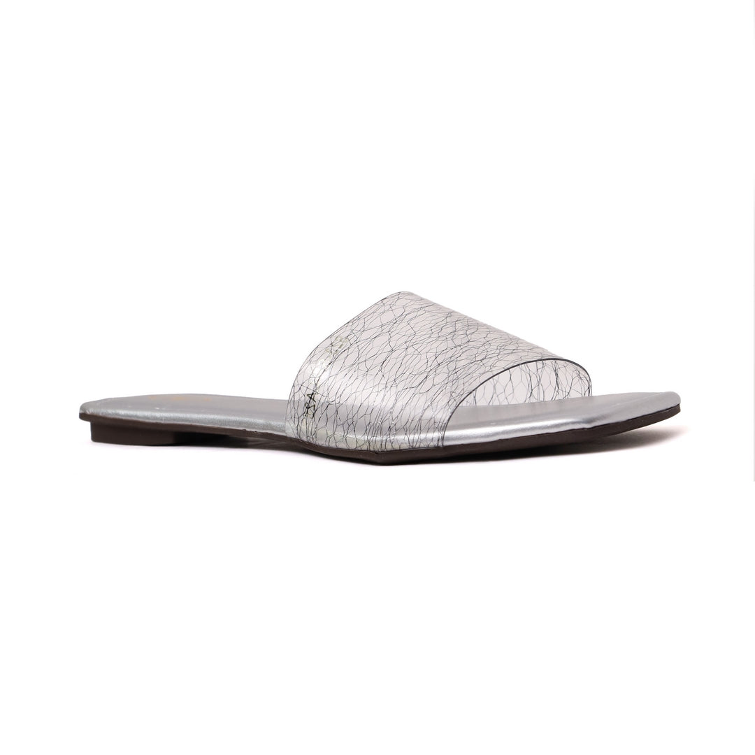 WOMEN SLIPPER