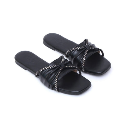 WOMEN SLIPPER