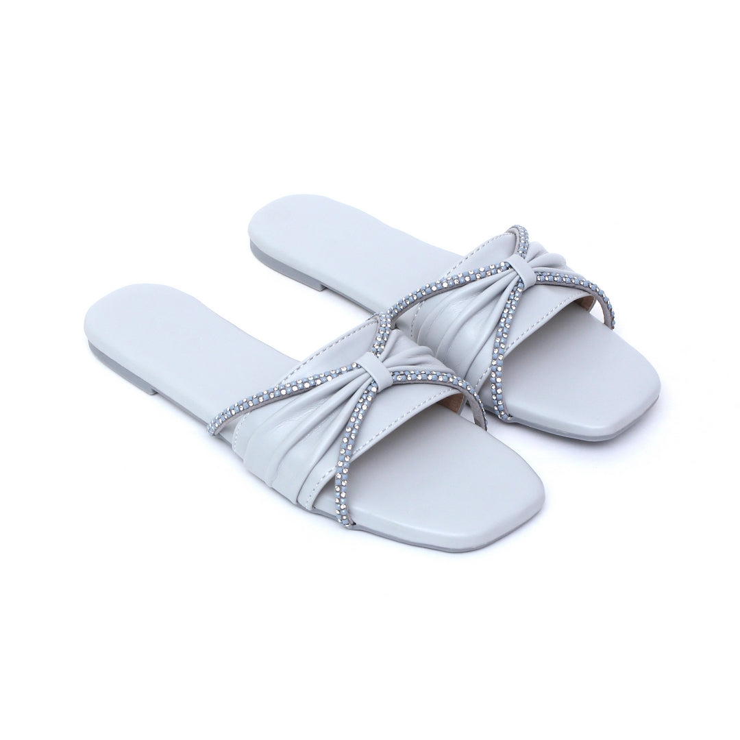 WOMEN SLIPPER