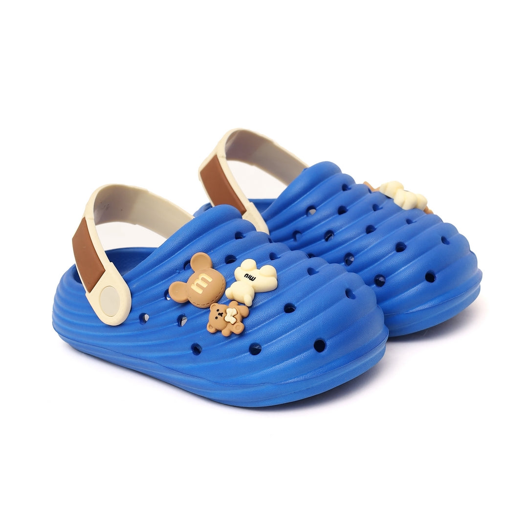 BOYS CLOGS