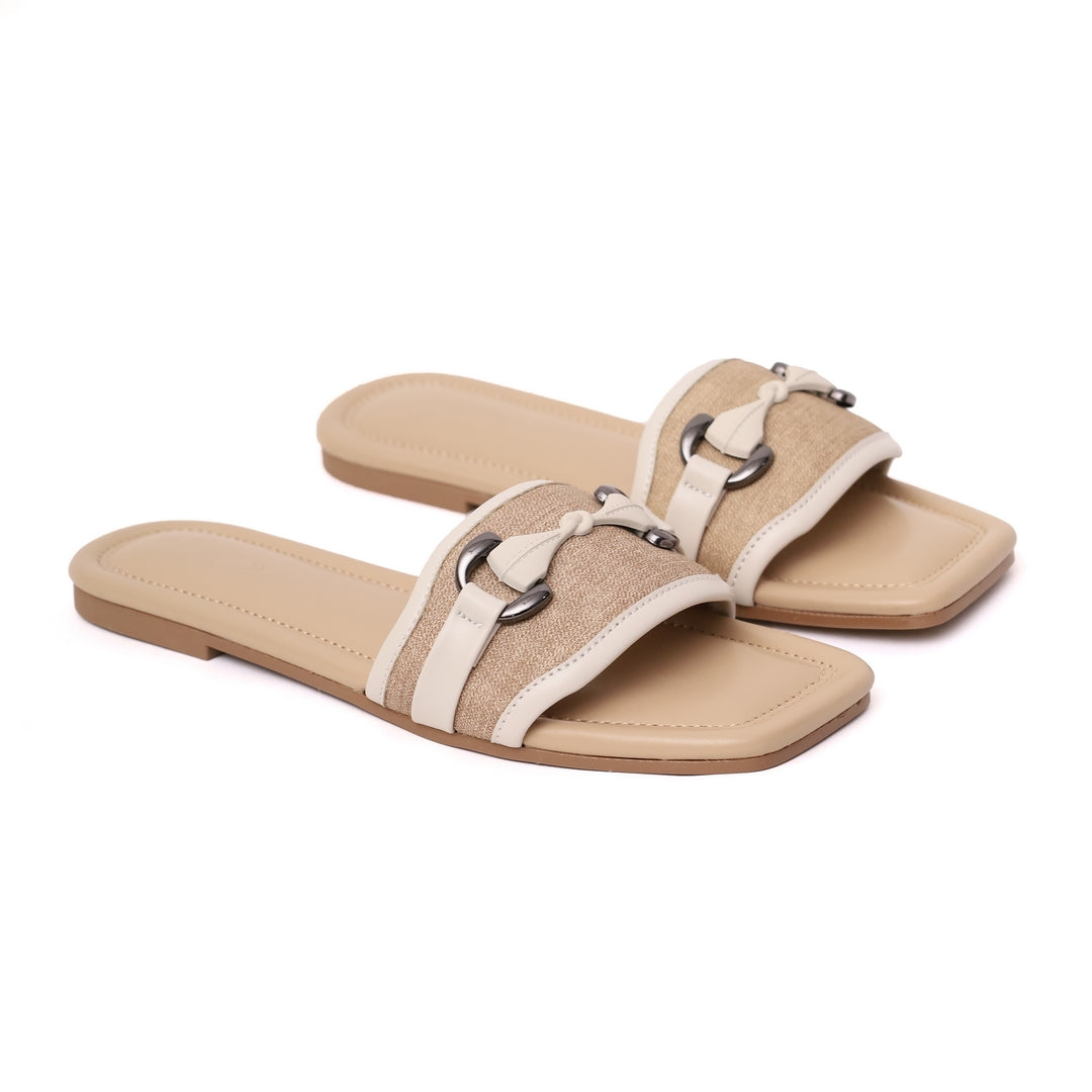 WOMEN SLIPPER